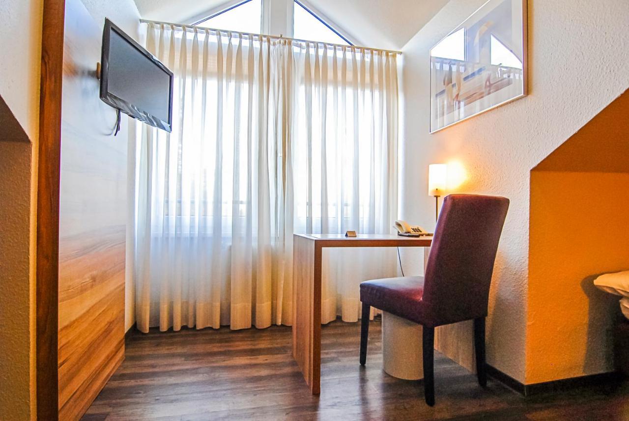 كولونيا Adolphs Hotel المظهر الخارجي الصورة
